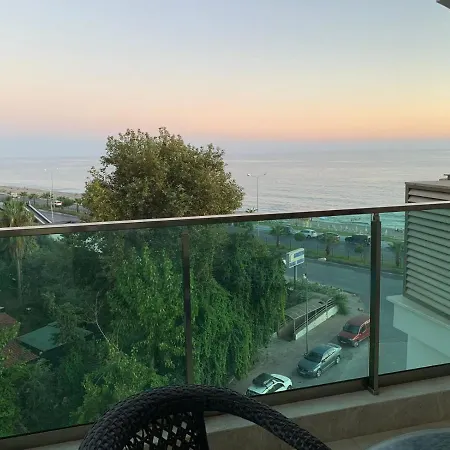 Apartamento Flat On The First Line With Sea View In Konak Tower